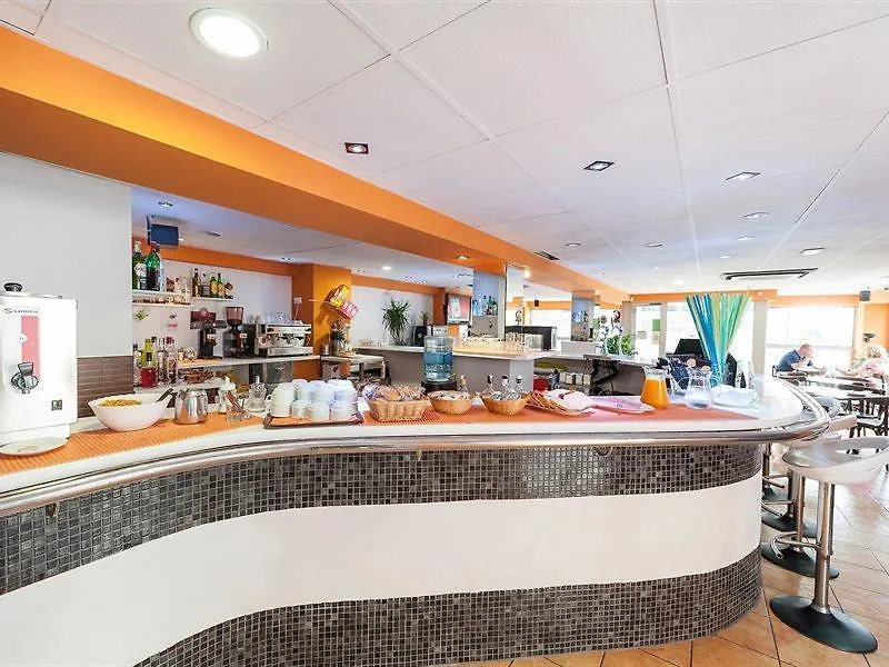 Hostal Blanca Can Picafort  0*, Can Picafort (Mallorca) Španělsko